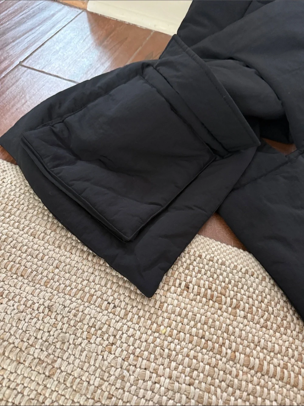 Men's Black Puffer scarf